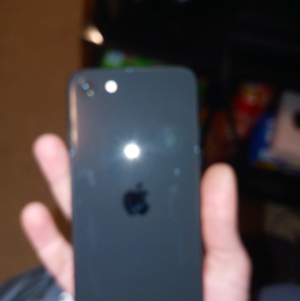 I phone SE